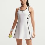 NikeCourt Advantage Kadın Dri-FIT Tenis Elbisesi