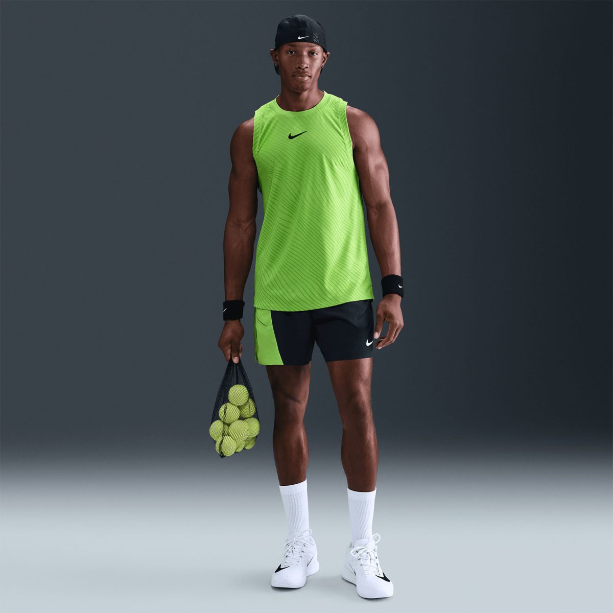 NikeCourt Slam Erkek Dri-FIT ADV Tenis Üstü - Görsel 3