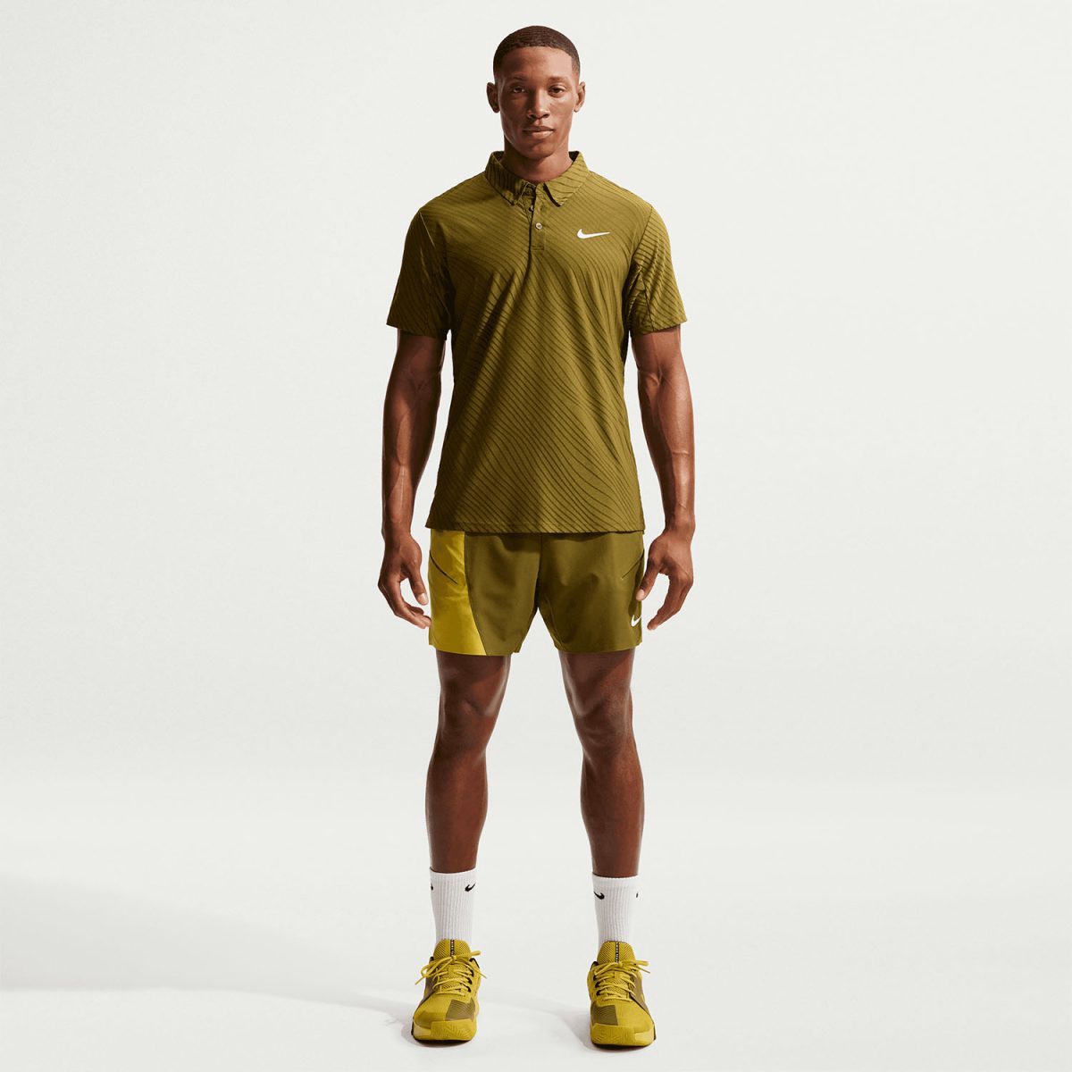 NikeCourt Slam Erkek Dri-FIT ADV Polo Tişört - Görsel 3